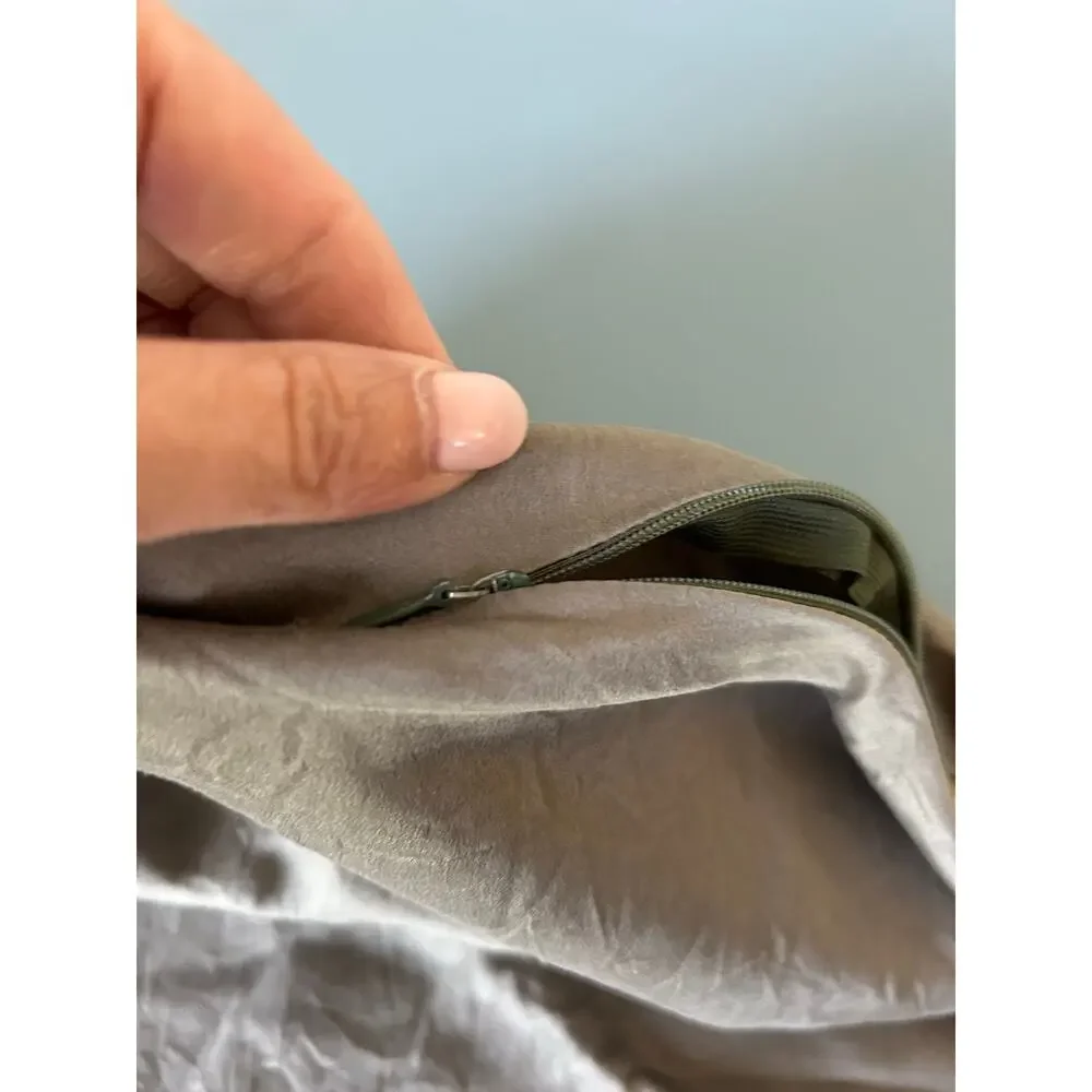Zima Silk 100% Mulberry silk standard size pillowcase grey zipper comfort